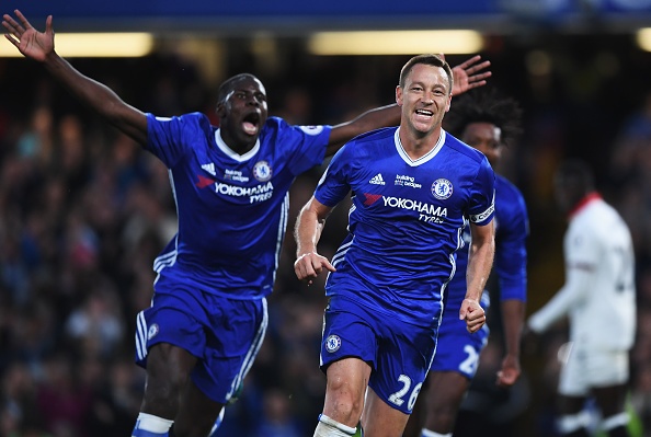 Doi truong Terry sap duoi kip ky luc ghi ban cua Lampard, Scholes hinh anh