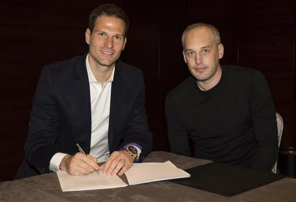 chelsea bán 2 sao ảnh 2 chelsea ban 2 sao anh 2