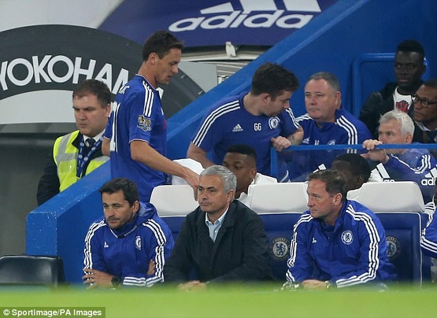 mourinho si nhuc matic anh 2