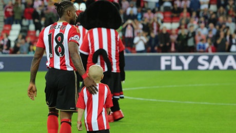 bradley qua doi anh 3