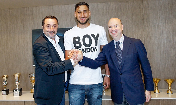 donnarumma ở lại milan ảnh 2 donnarumma o lai milan anh 2