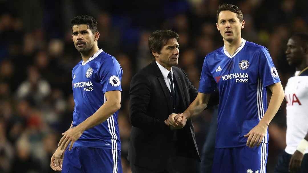 'Conte dang mat kiem soat, co the bi sa thai' hinh anh