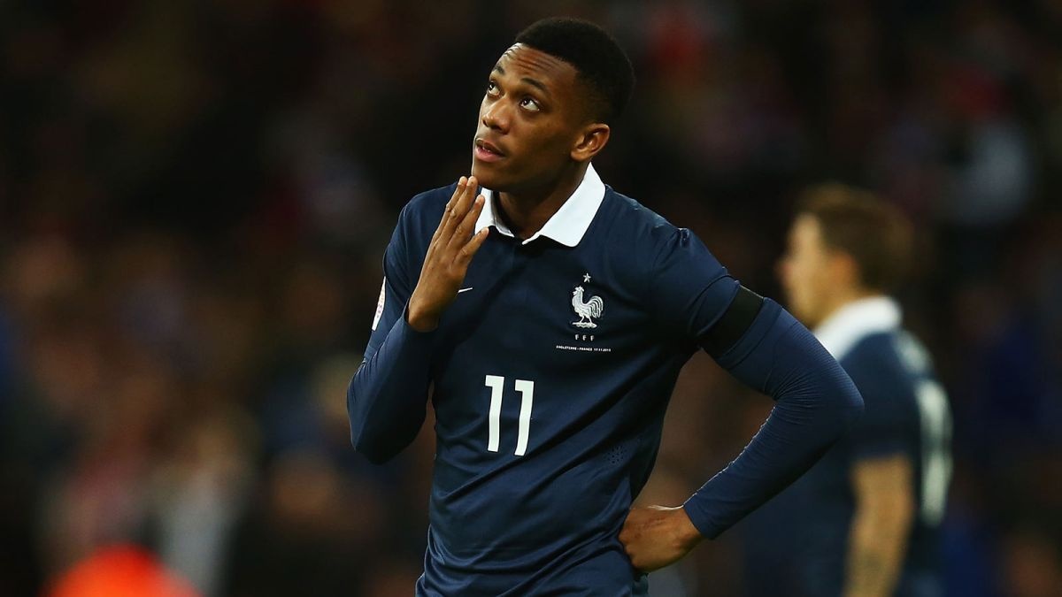 5 cau thu can ra di anh 6