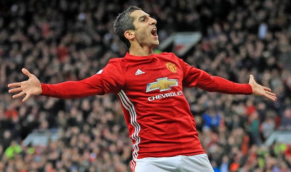 Vong 4 Premier League: Ky luc kho tin cho sao MU xo do hinh anh