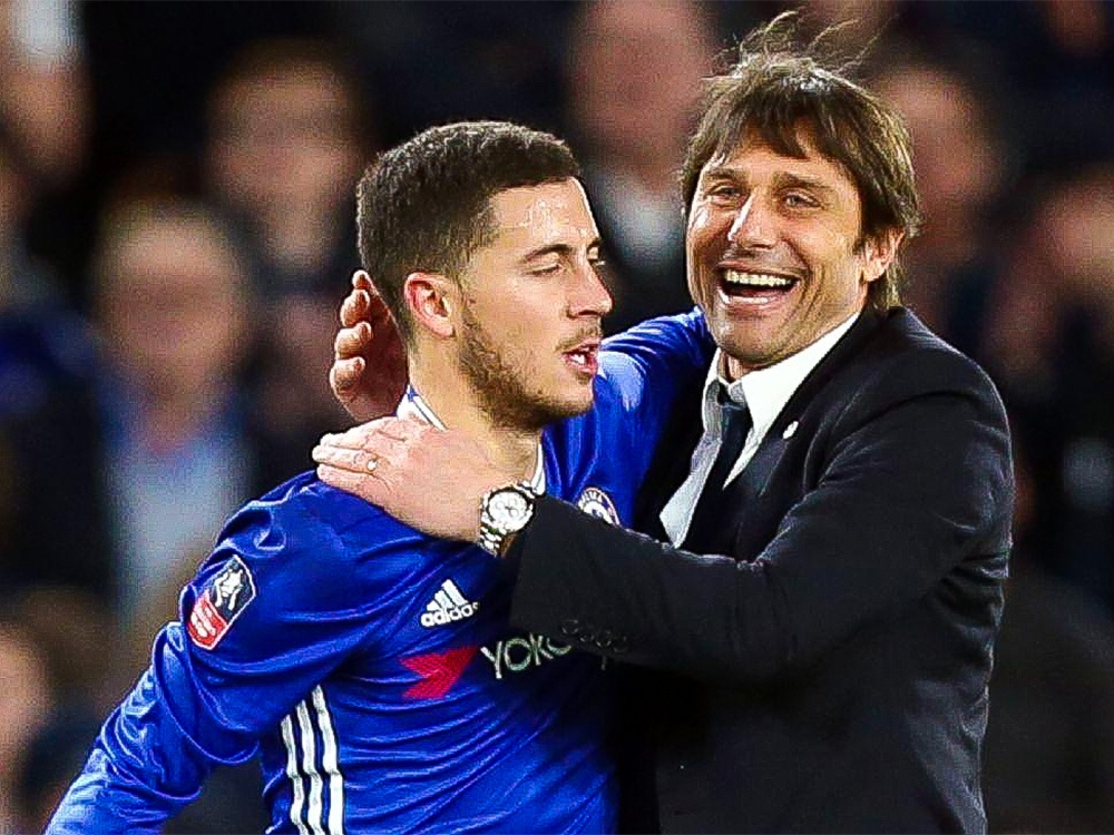 HLV Conte: 'Champions League se nang tam Hazard' hinh anh