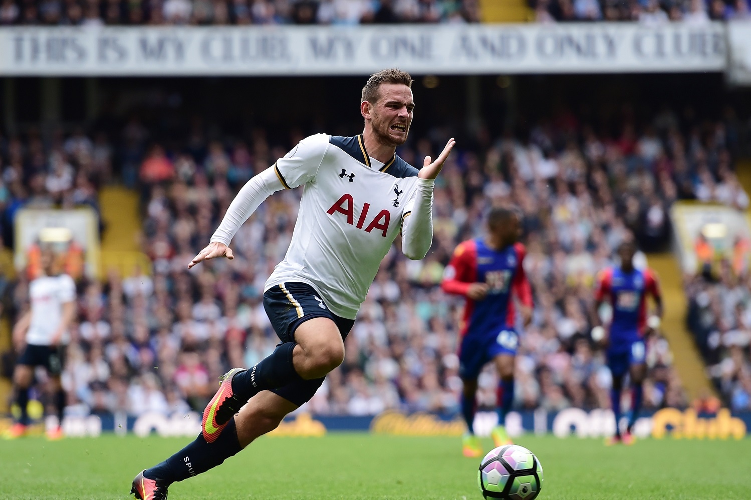 tien dao te nhat premier league anh 9