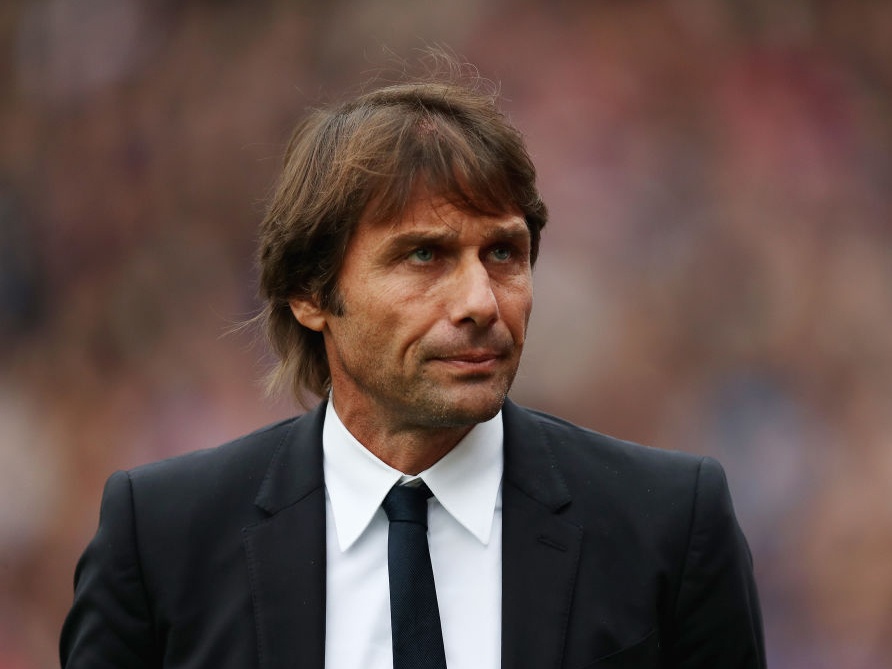 Conte than troi vi chan thuong sau tran thua thu hai lien tiep hinh anh