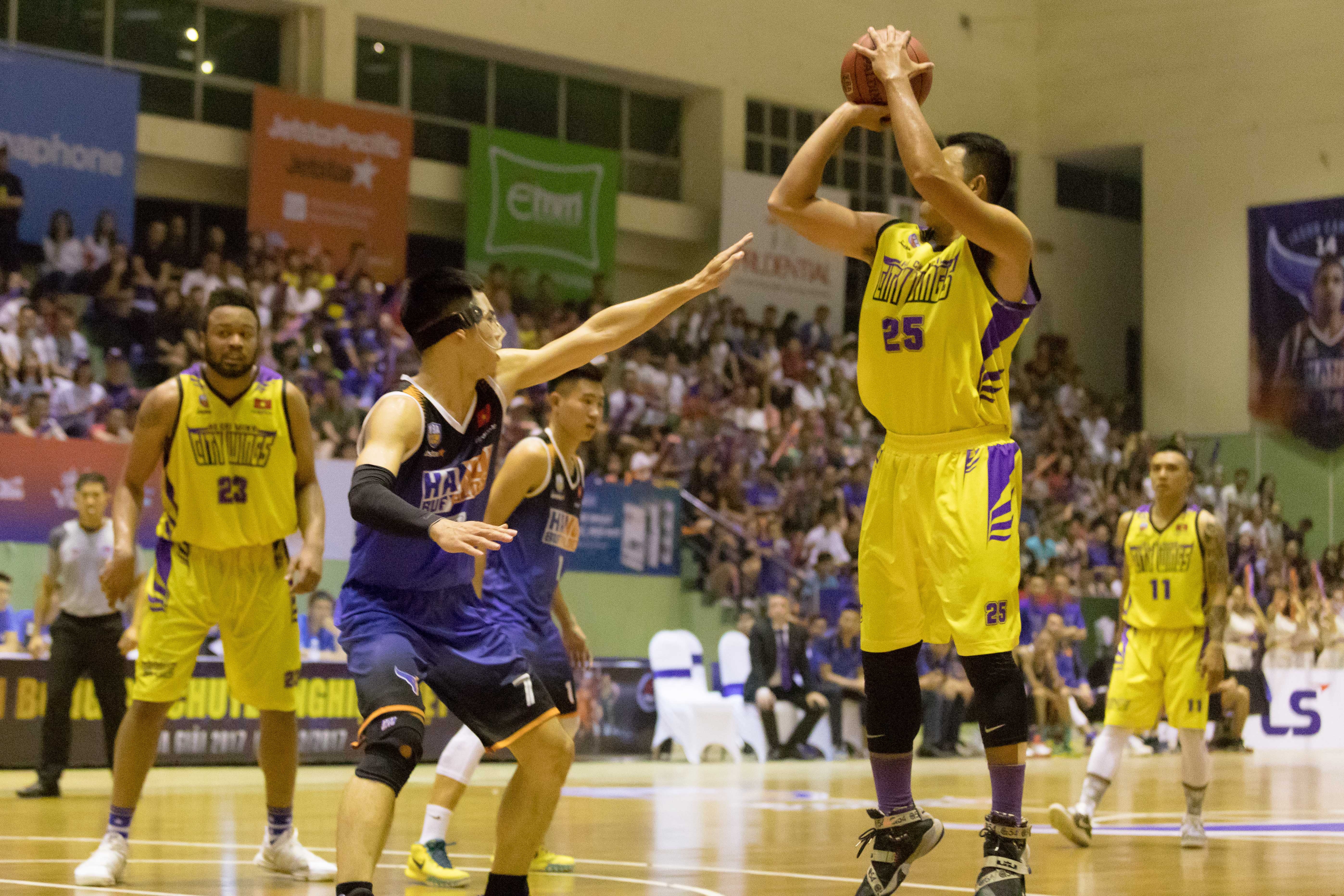 vincent nguyen toa sang hanoi buffaloes gianh ve anh 6