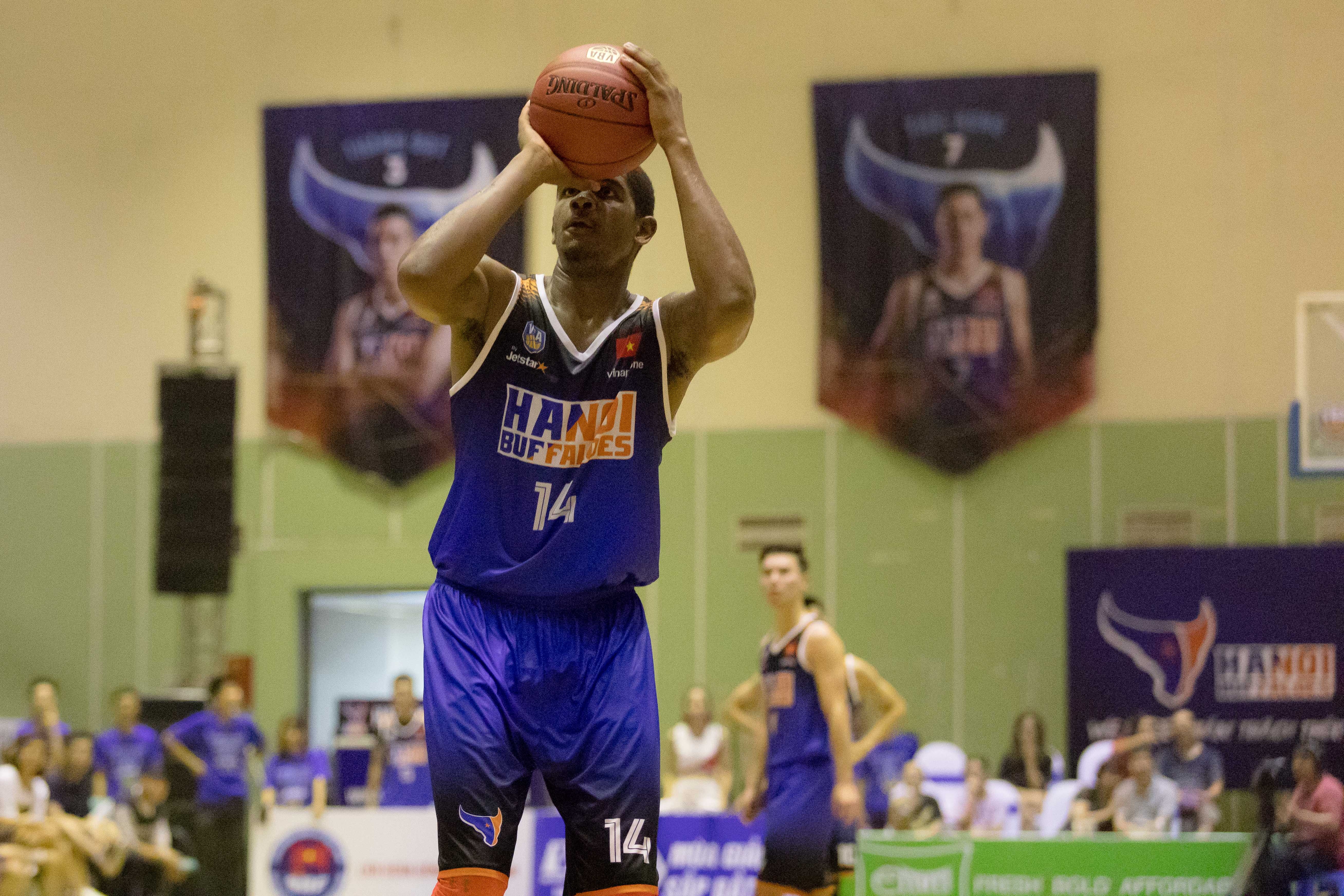 vincent nguyen toa sang hanoi buffaloes gianh ve anh 8