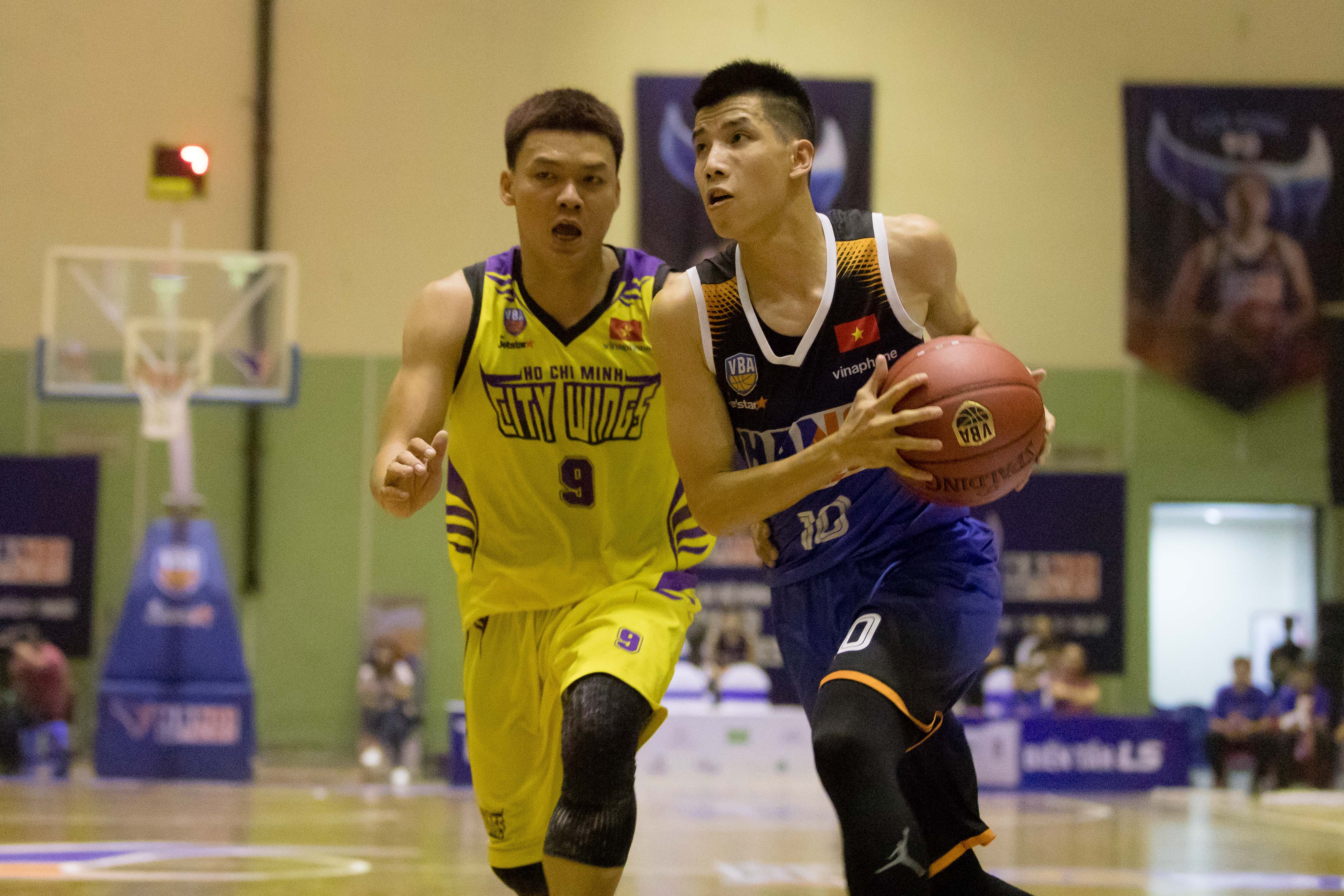 vincent nguyen toa sang hanoi buffaloes gianh ve anh 9