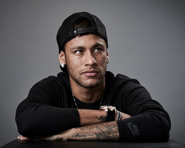 Bo qua hiem khich, HLV PSG het loi ca ngoi Neymar hinh anh