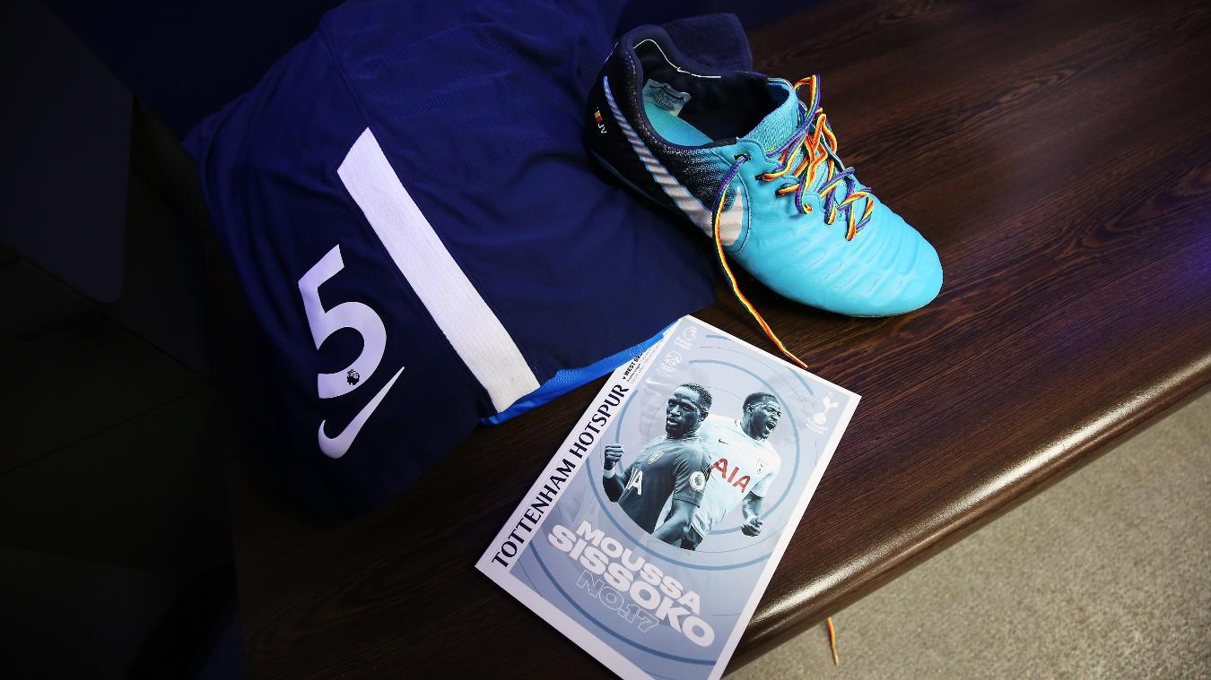 cau thu dong tinh anh 3