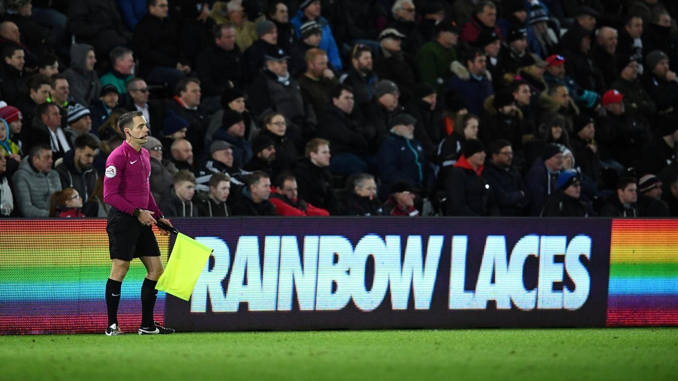 cau thu dong tinh anh 8