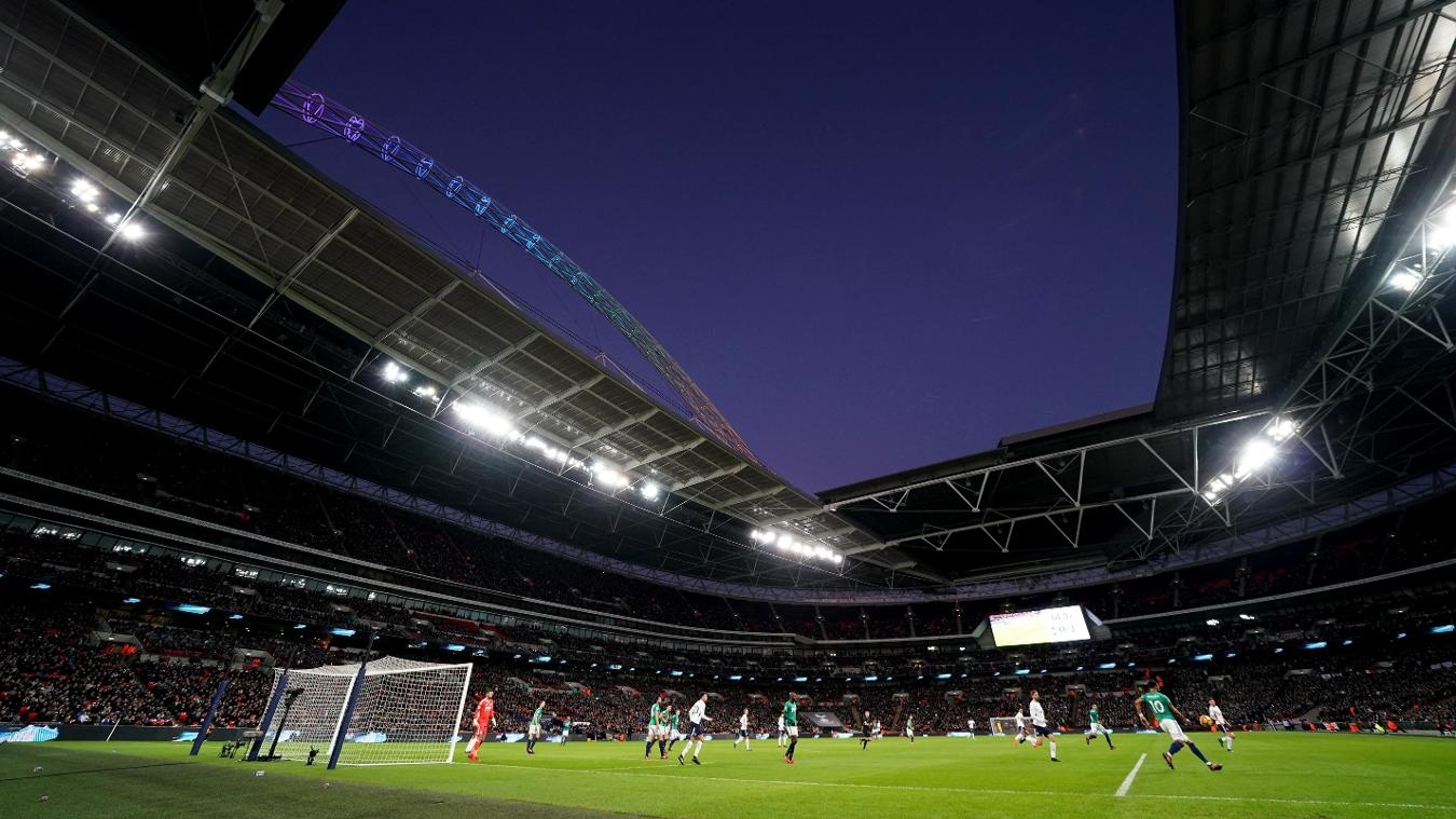 cau thu dong tinh anh 9