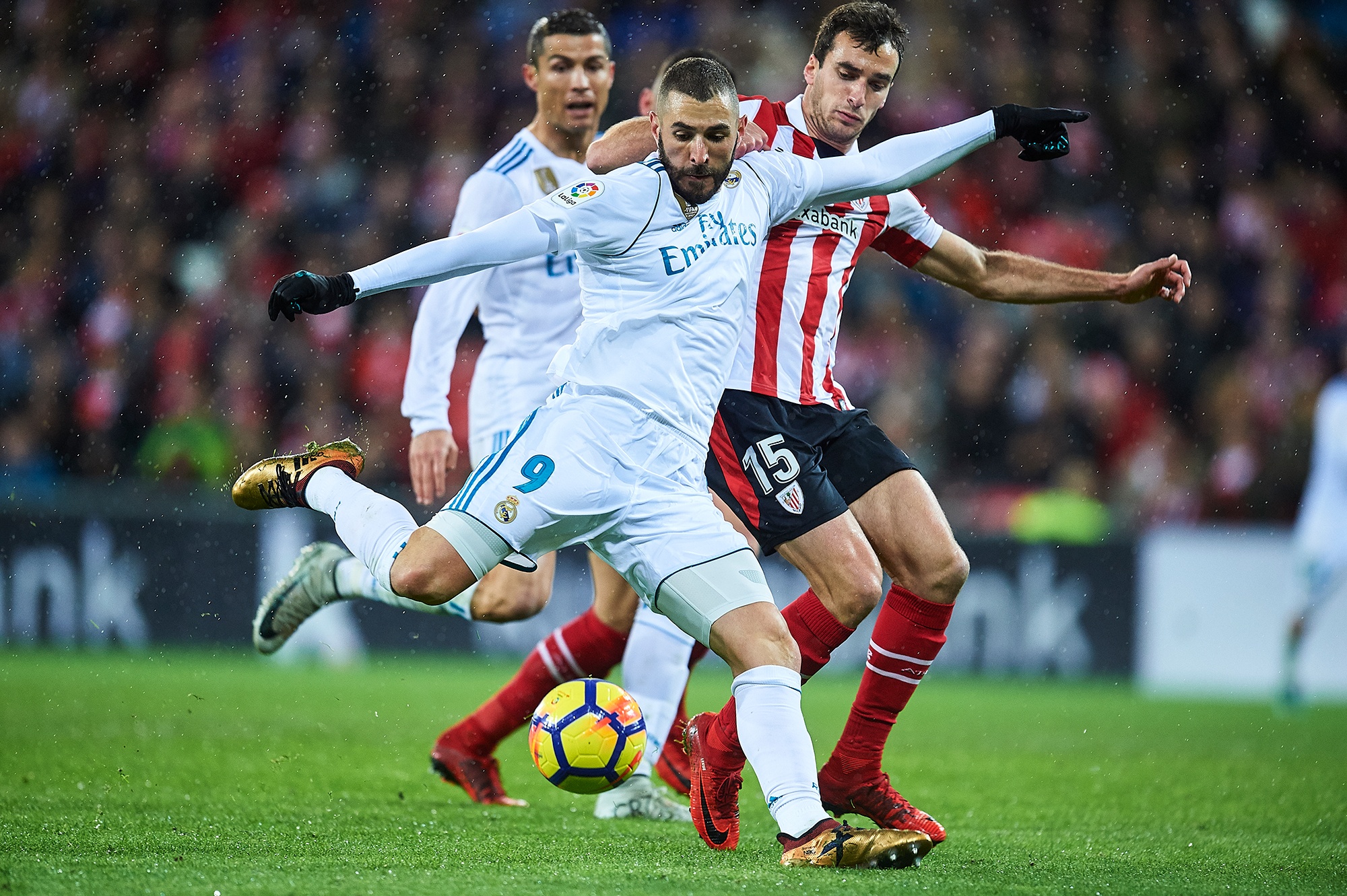 Ramos lap ky luc buon,  Real Madrid bo lo co hoi o La Liga anh 4