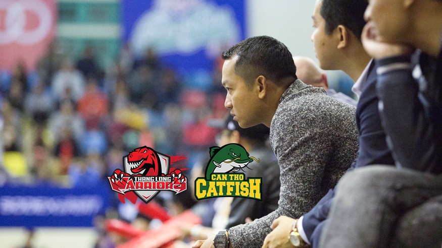 Ong chu CT Catfish vui ve chuc mung TL Warriors hinh anh