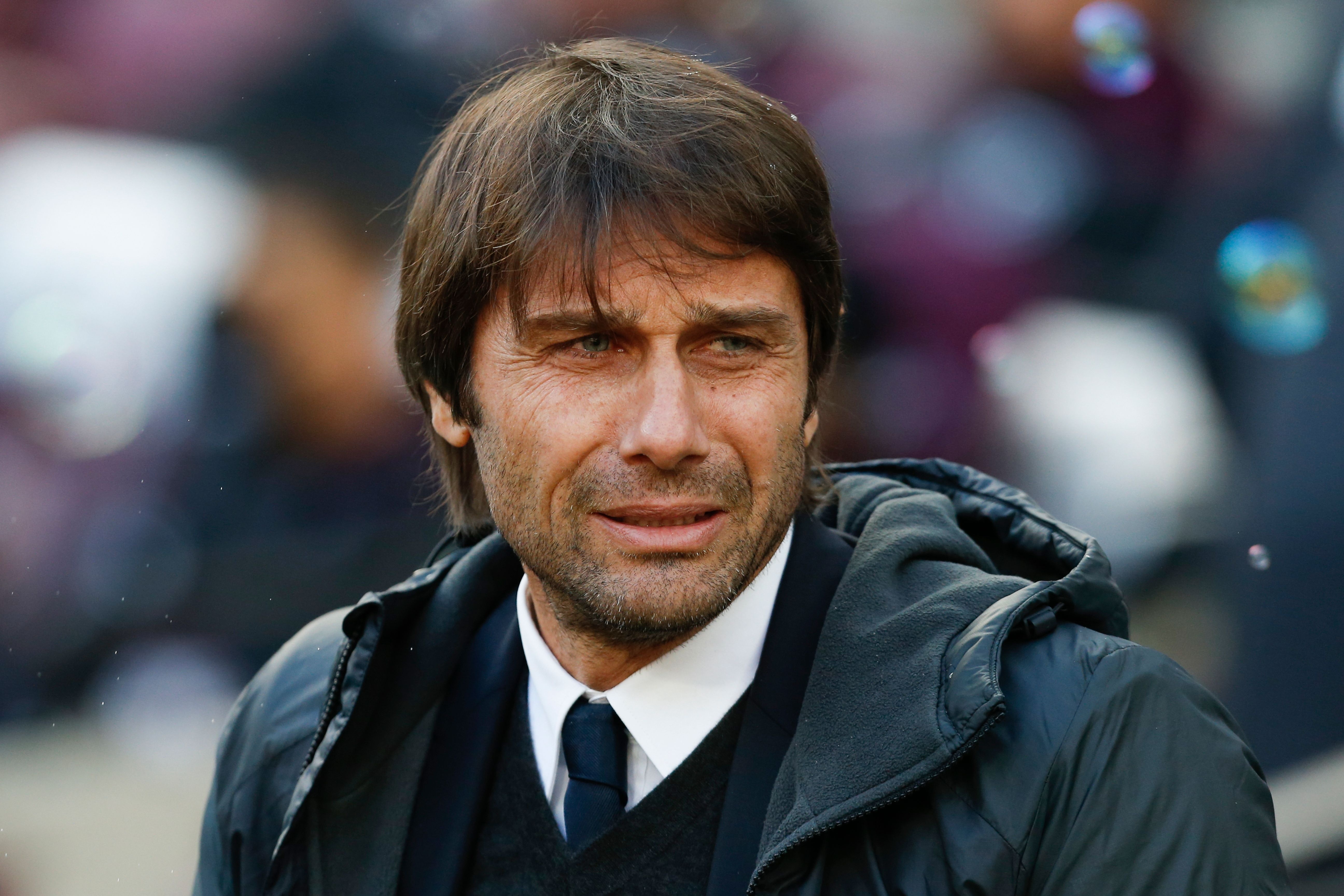 Conte ‘giuong co trang’ sau tran thua West Ham hinh anh