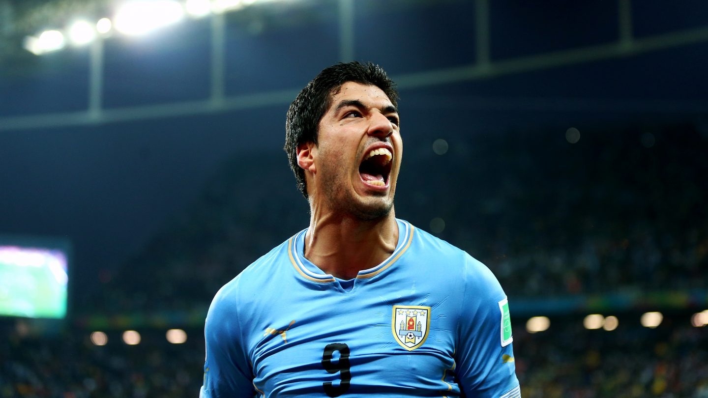 Luis Suarez - 'Ac quy' cua nhung tranh cai khong hoi ket hinh anh
