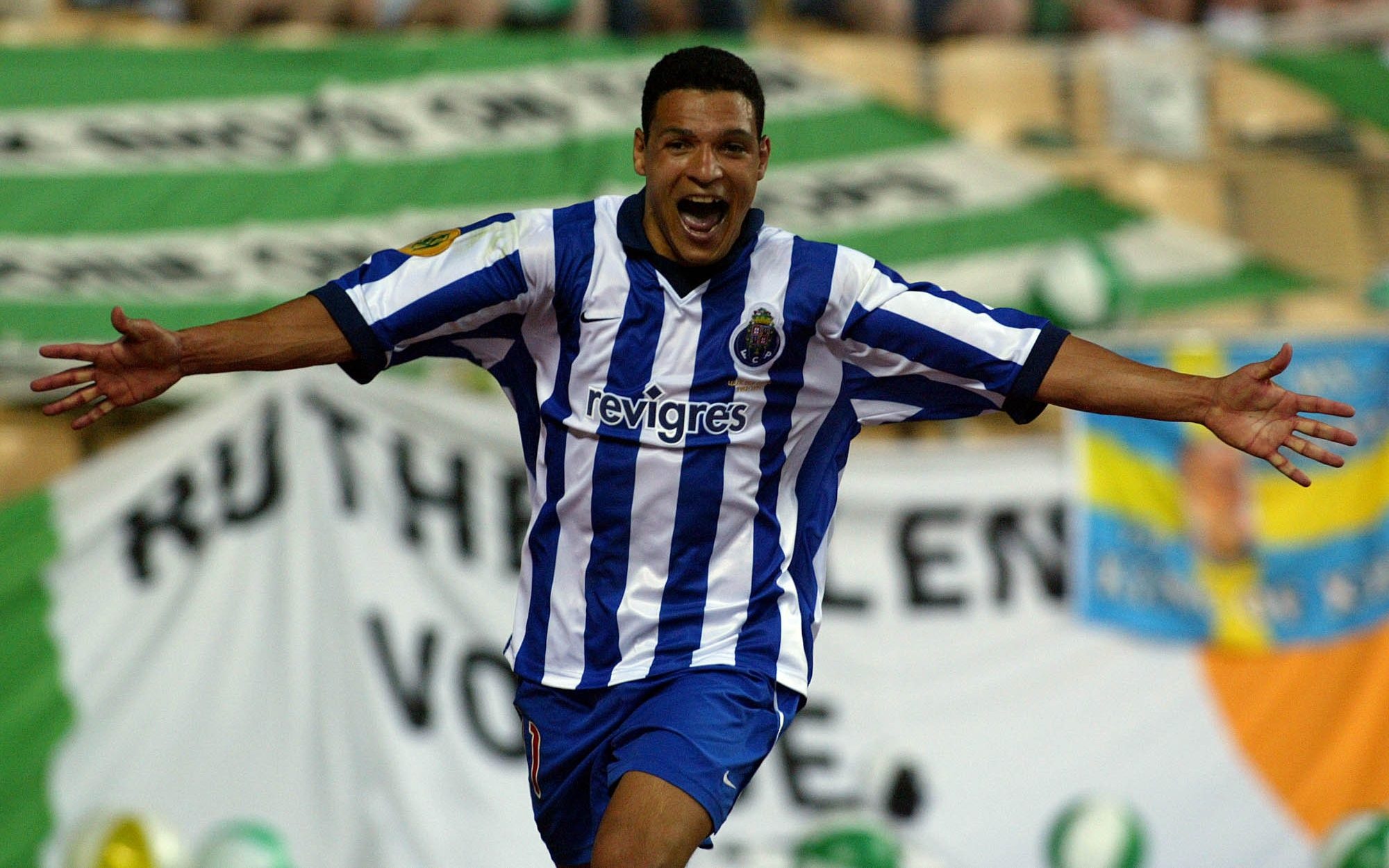 hop dong thanh cong cua mou anh 9