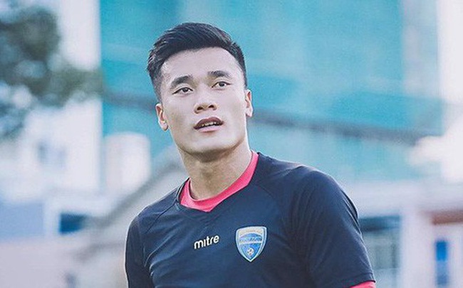 Nhung pha cuu thua xuat than cua thu mon Bui Tien Dung hinh anh