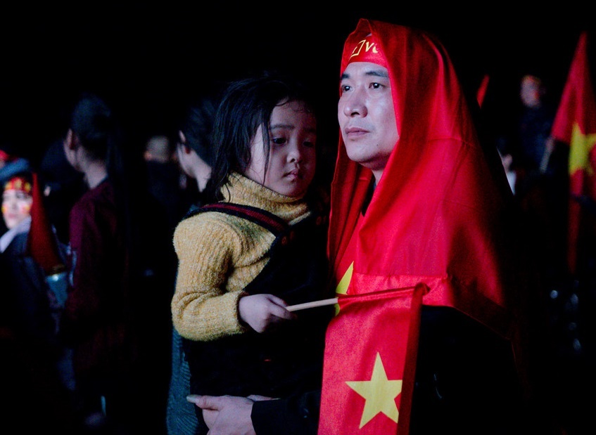 CDV noi Quang Hai lon len chet lang vi U23 Viet Nam thua phut cuoi hinh anh