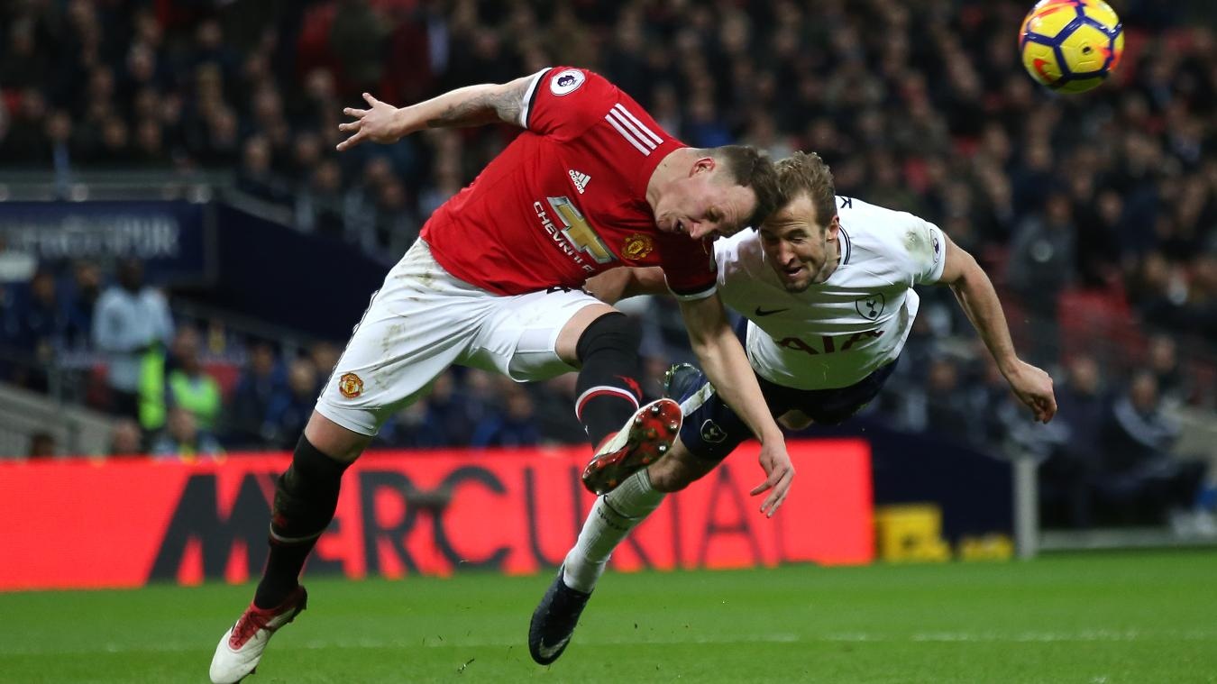 20 khoanh khac an tuong nhat vong 25 Premier League hinh anh