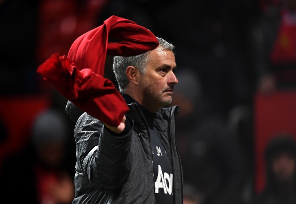 Vong 27 Premier League: Cho Mourinho pha dop truoc 'Chich choe' hinh anh