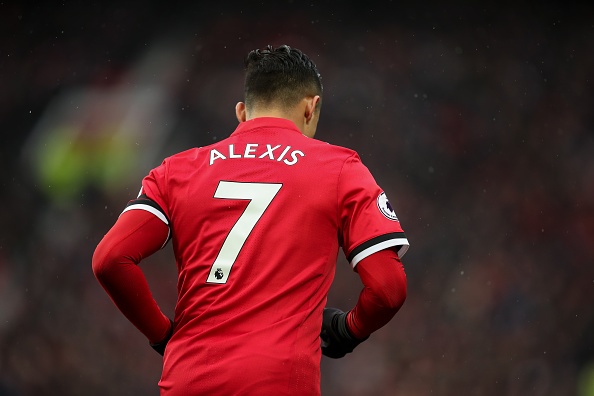 Sanchez nguong mo Man Utd, tu tin gianh moi danh hieu hinh anh