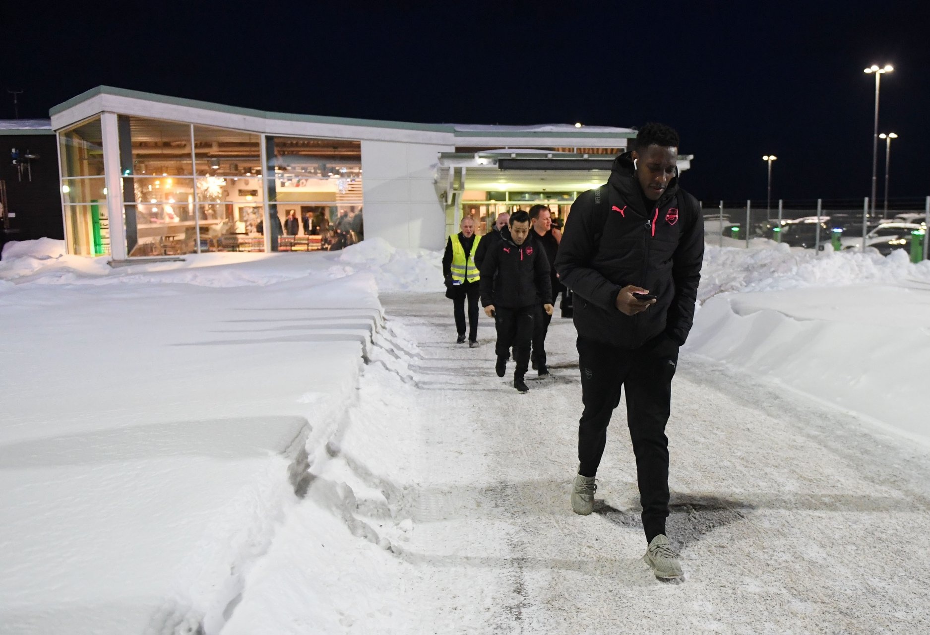 thoi tiet chong arsenal anh 1