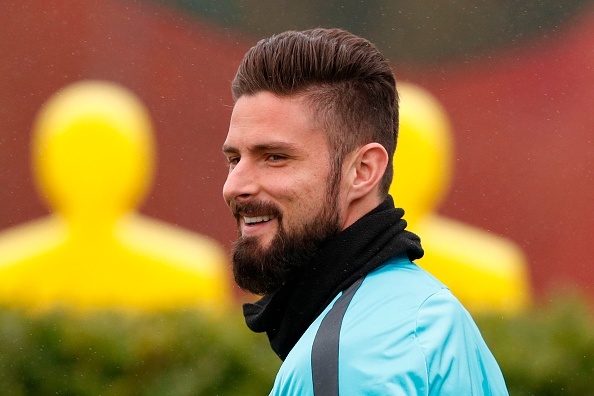 Giroud cuoi vo tu, Morata cang thang truoc dai chien voi Barca hinh anh