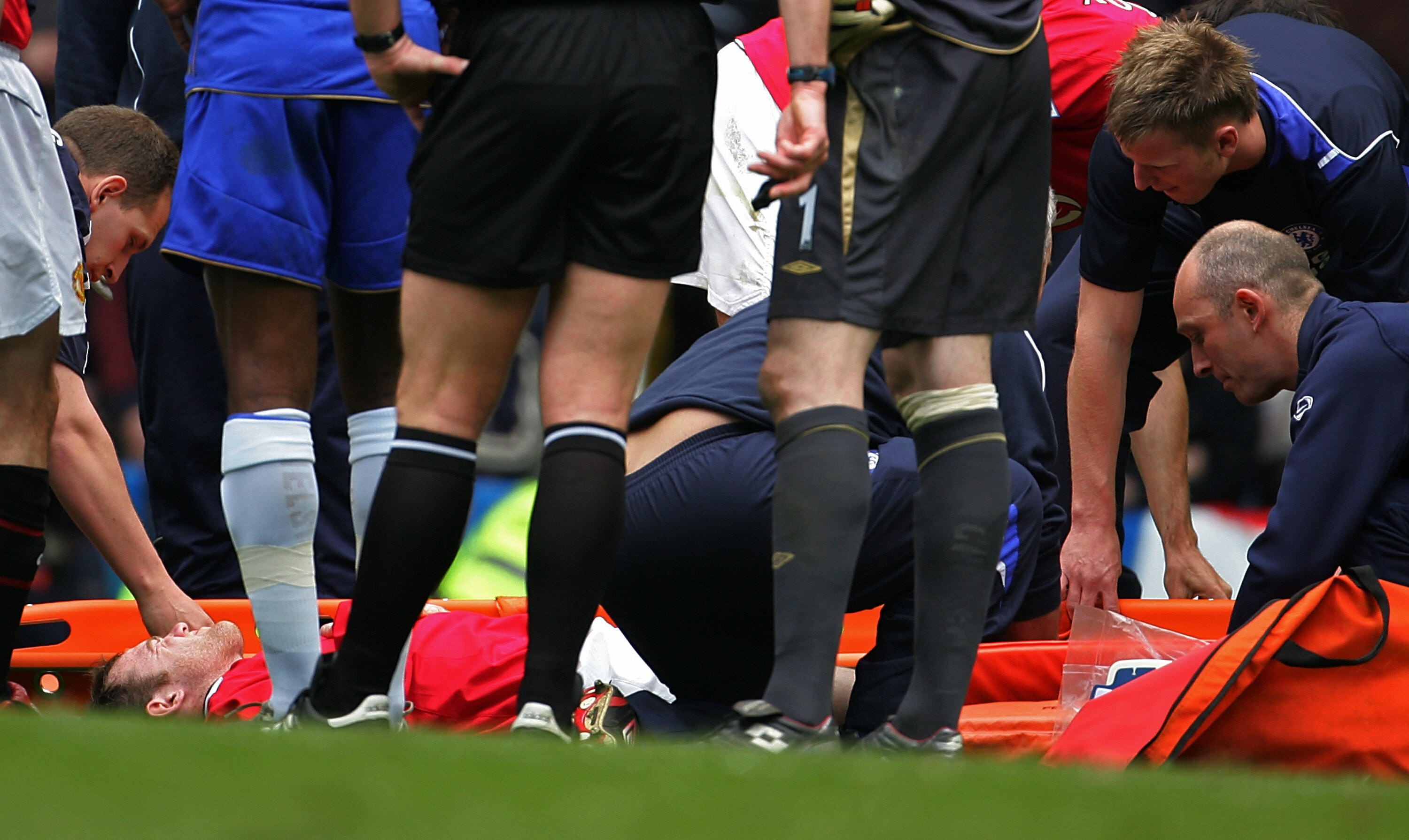 nhung sao tung gap han voi xuong ban chan anh 4