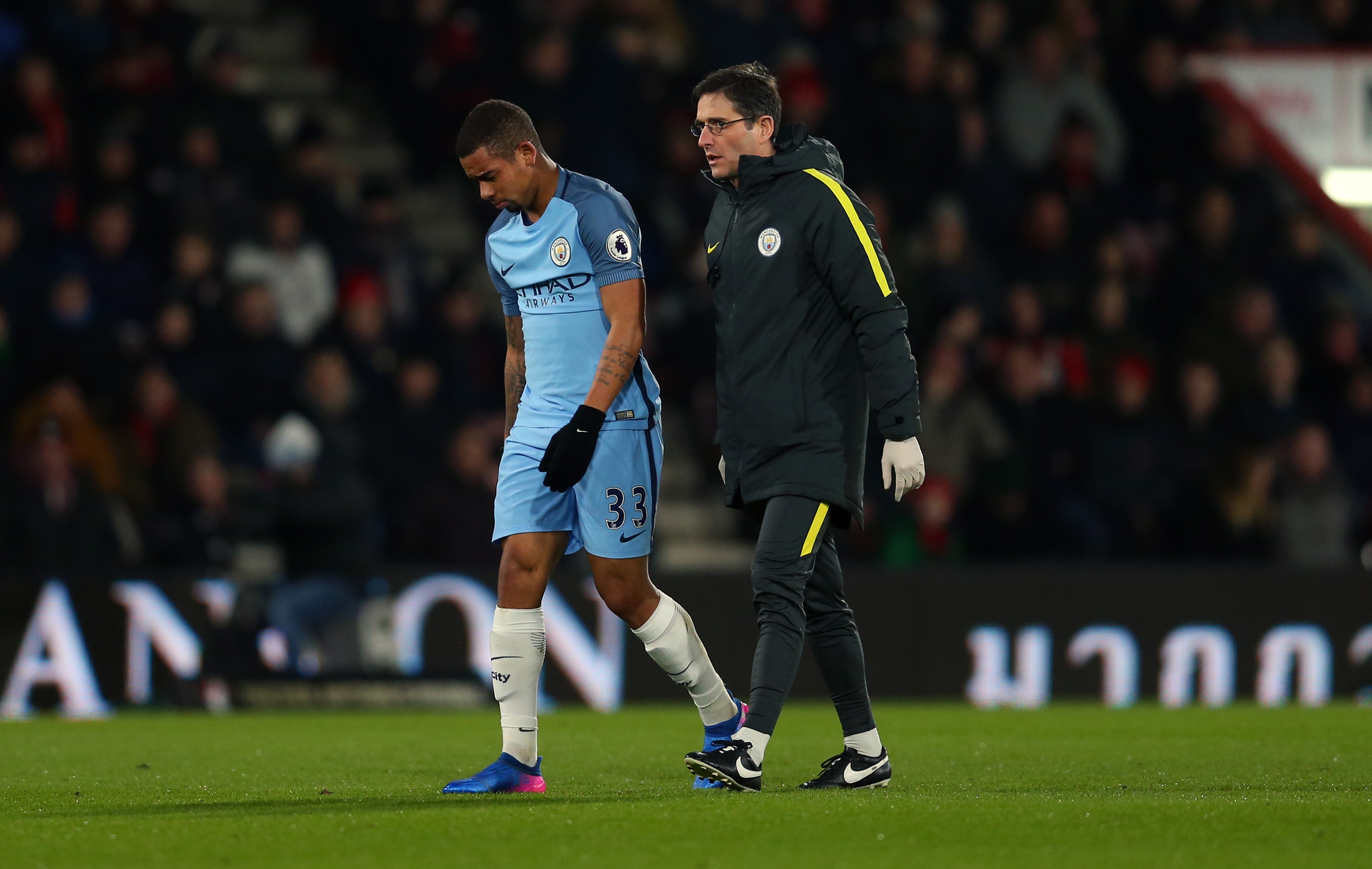 nhung sao tung gap han voi xuong ban chan anh 7