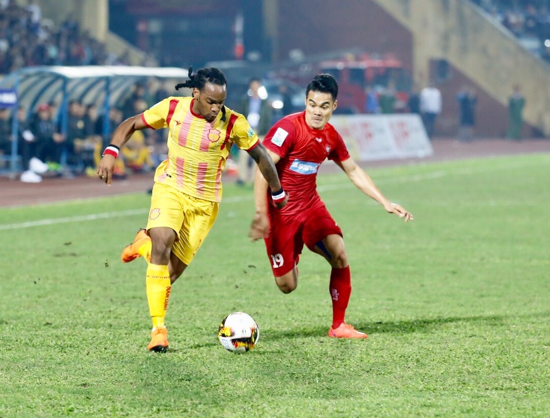 Highlights Nam Dinh vs Hai Phong: Ngoai binh toa sang hinh anh