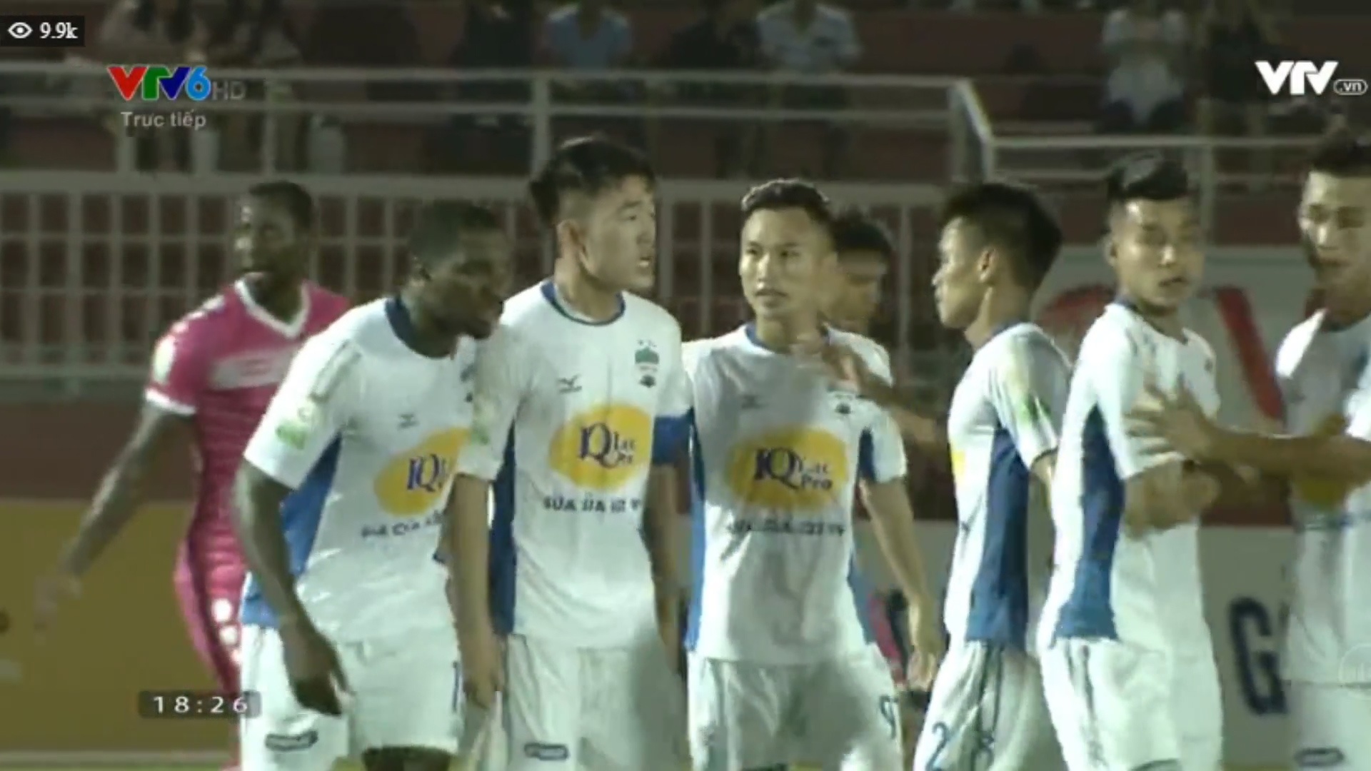 Xuan Truong sut phat dep mat chay luoi CLB Sai Gon hinh anh