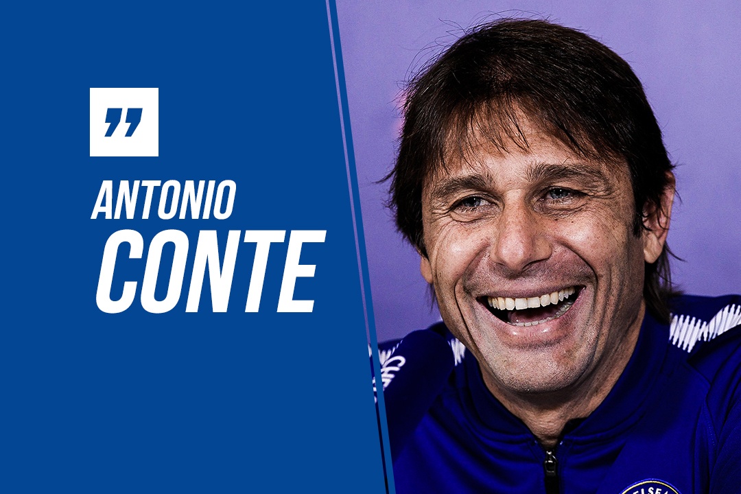 HLV Conte xau ho vi vo goi dien dung luc hop bao hinh anh