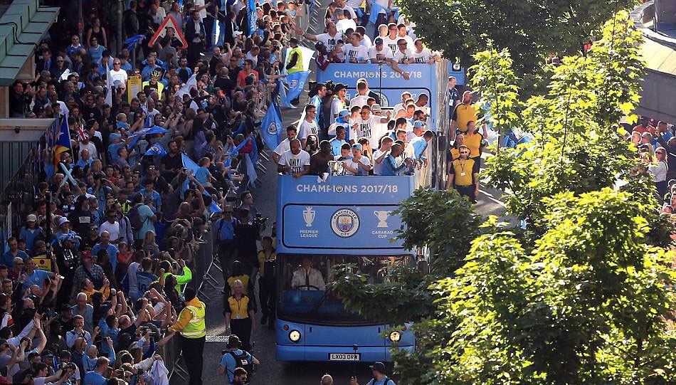 100.000 CDV Man City do xuong duong anh 1