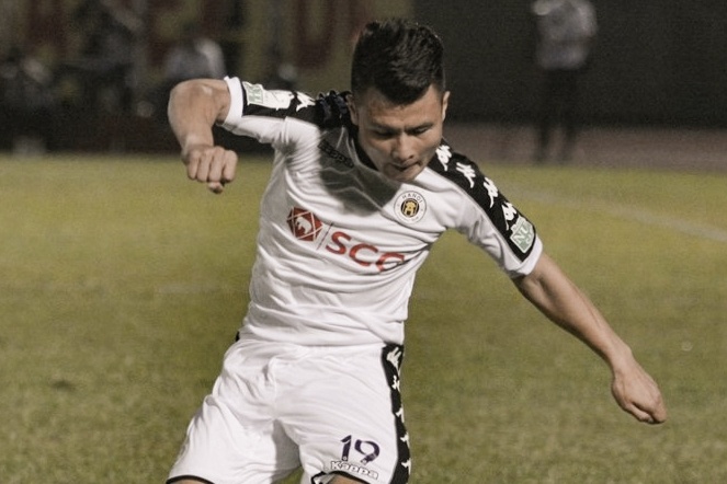 Ban thang an dinh ty so cua Quang Hai trong tran gap CLB Quang Nam hinh anh