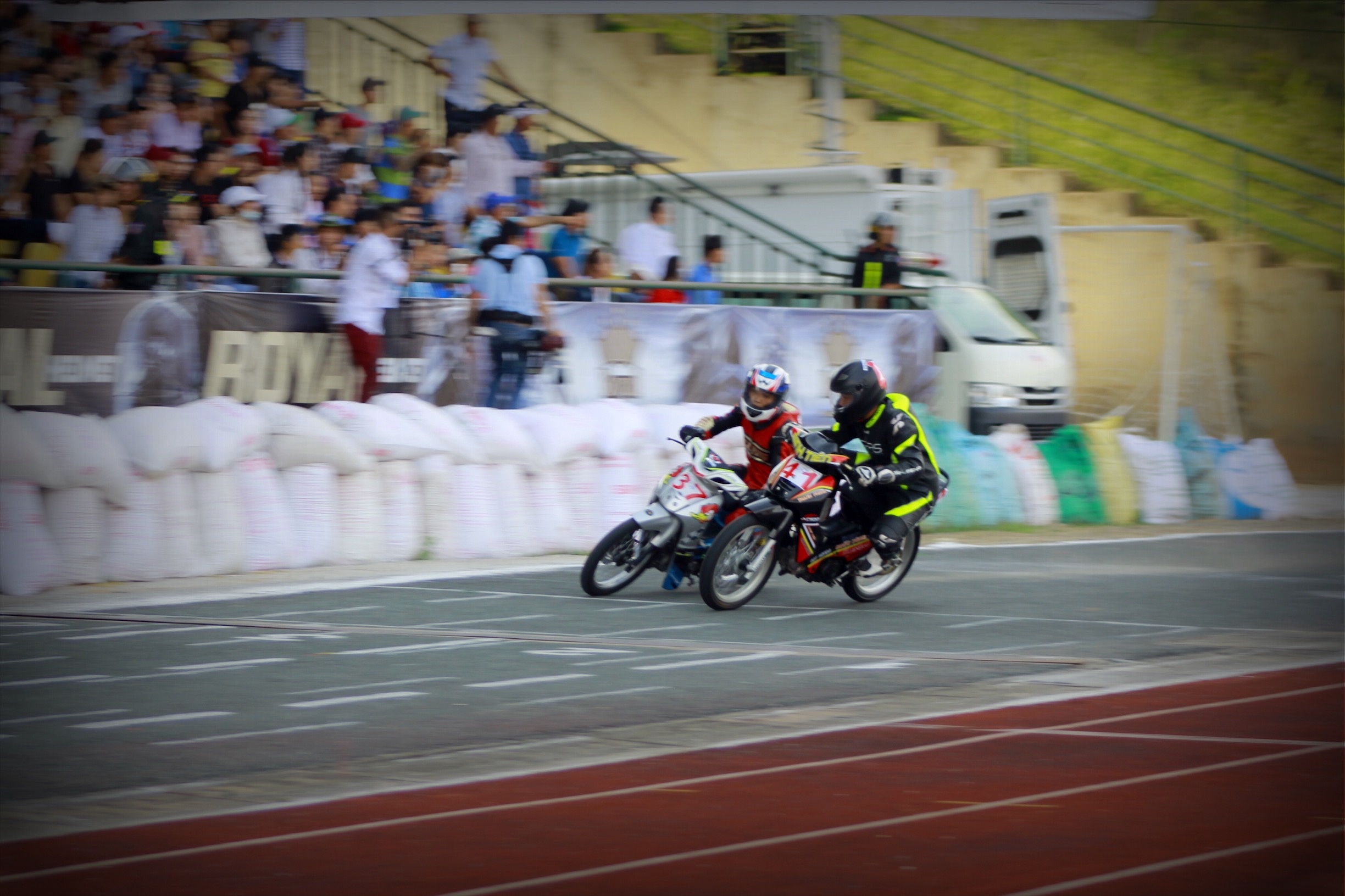 Nao nhiet giai dua xe dau nam tai Can Tho anh 3