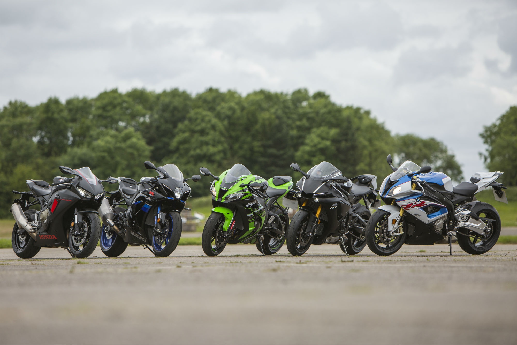 5 sieu moto co hieu suat tot nhat 2017 hinh anh