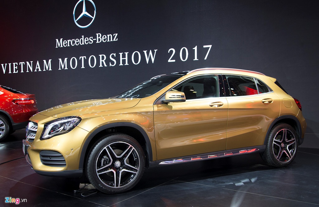 Mercedes trinh lang mau GLA 2018 hoan toan moi hinh anh