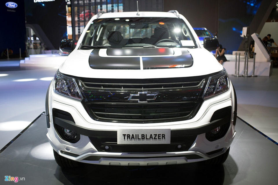 Chi tiet Chevrolet Trailblazer - doi thu cua Toyota Fortuner hinh anh