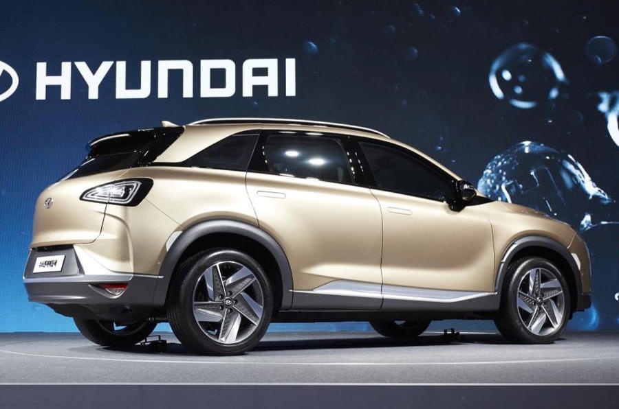Hyundai ra mắt mẫu SUV chạy điện hoàn toàn mới ảnh 3 Hyundai ra mat mau SUV chay dien hoan toan moi anh 3