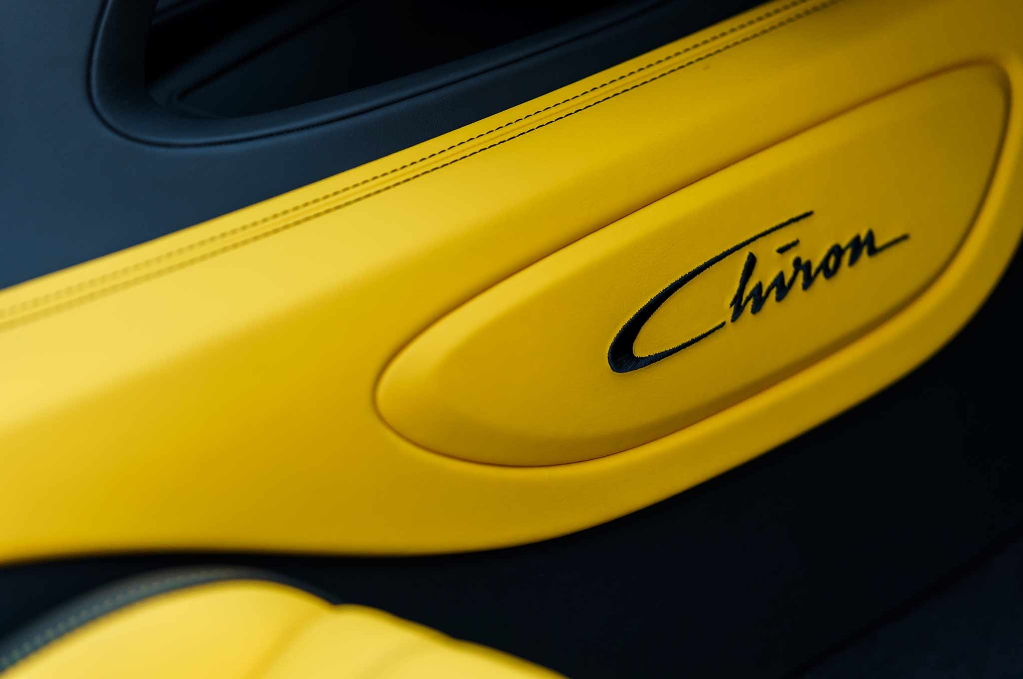 Hinh anh chiec Bugatti Chiron dau tien duoc ban tai My anh 4