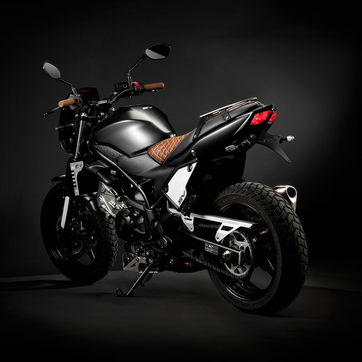 Suzuki SV650 hoi sinh theo phong cach Scrambler anh 2