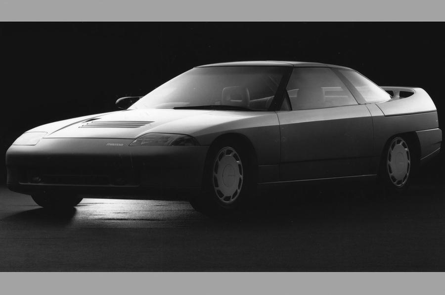 mau xe dung dong co Wankel cua Mazda anh 7