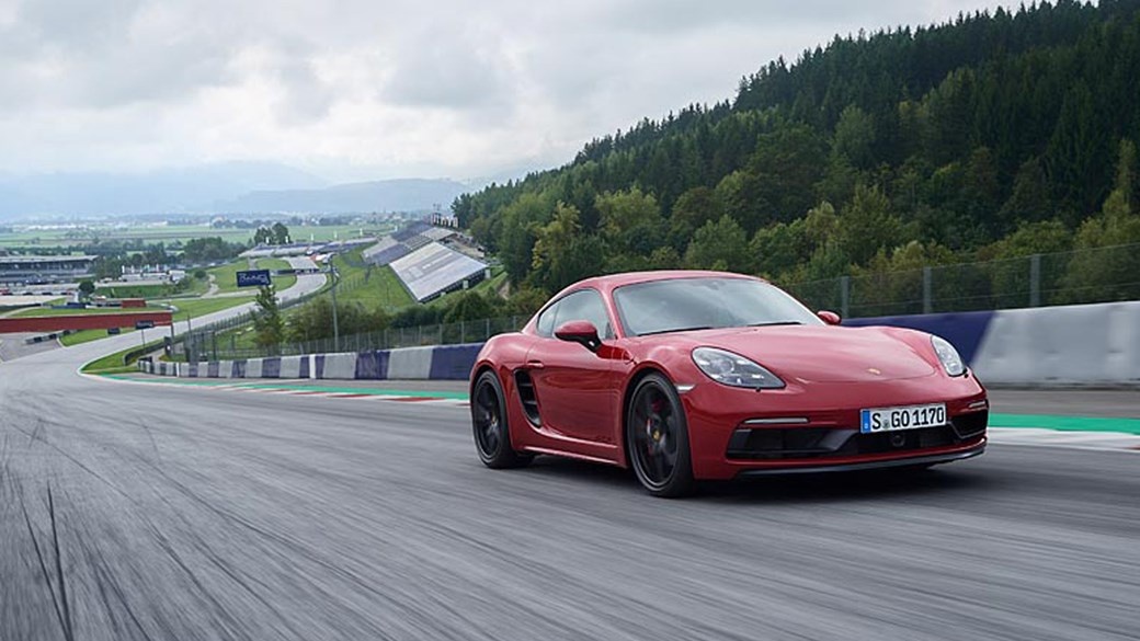 Porsche 718 Boxster va Cayman GTS duoc nang cap suc manh anh 7