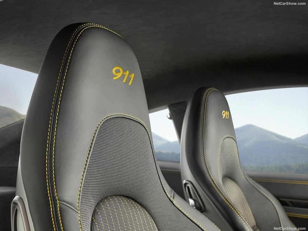 Thiet ke moi cua Porsche 911 Carrera T 2018 anh 8