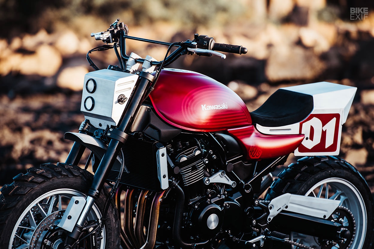 Kawasaki Z900RS do phong cach Zed chua te bong dem anh 4