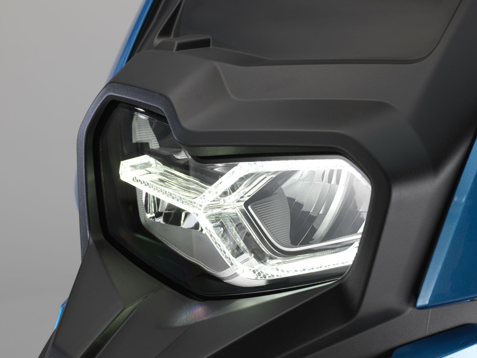 Nhung xu huong thiet ke moto dang chu y vua ra mat anh 2