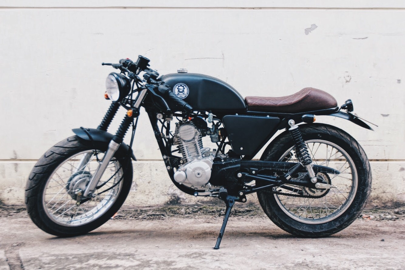 Suzuki GD110 do phong cach cafe racer anh 12